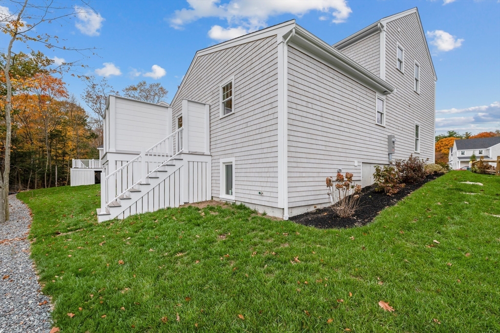 19 Pat Rose Way