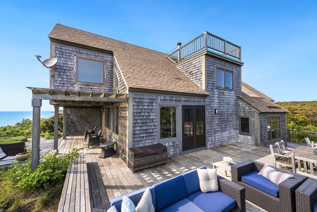 1400 Chequessett Neck Road