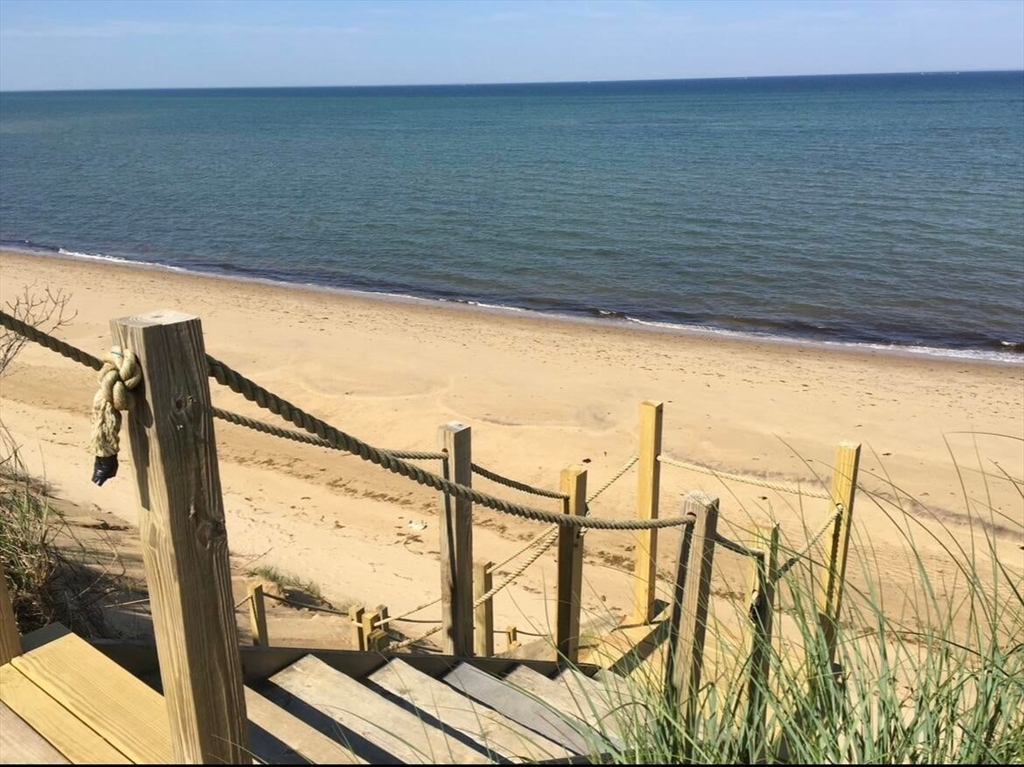 1400 Chequessett Neck Road