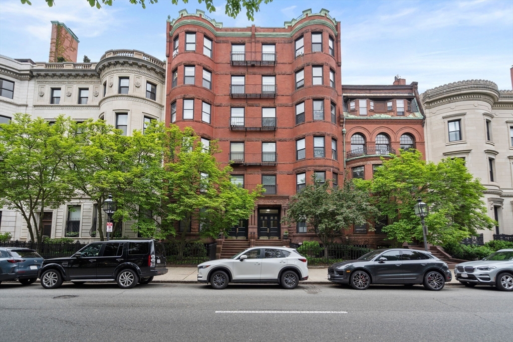 293-295 Commonwealth Ave # 2C