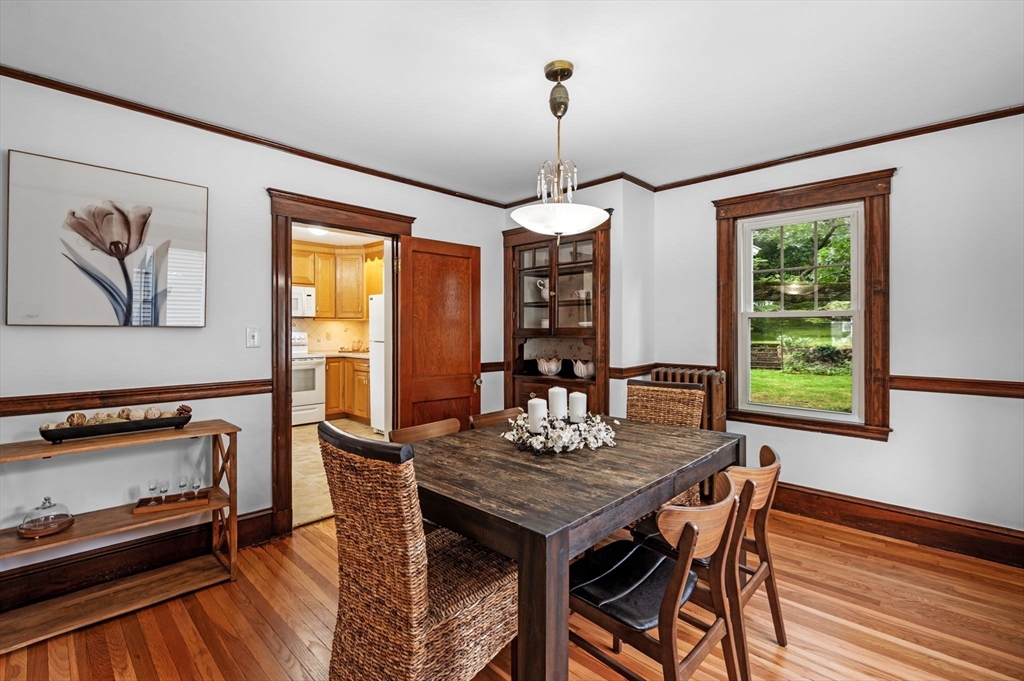 33 Intervale Ave