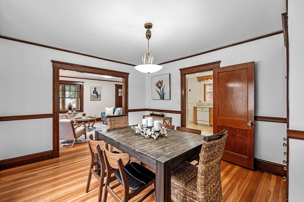 33 Intervale Ave