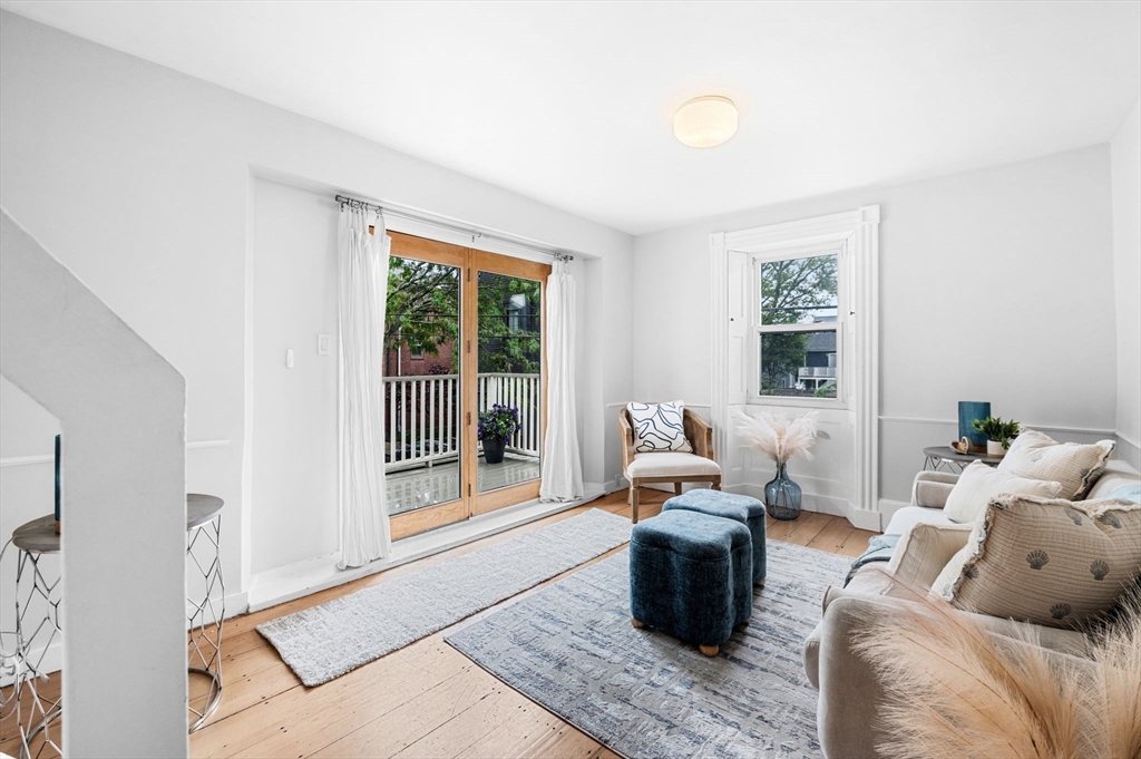 23 Turner St # 4