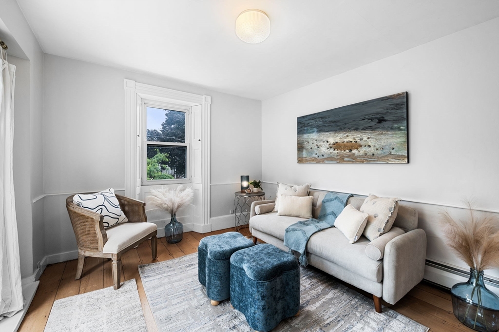 23 Turner St # 4