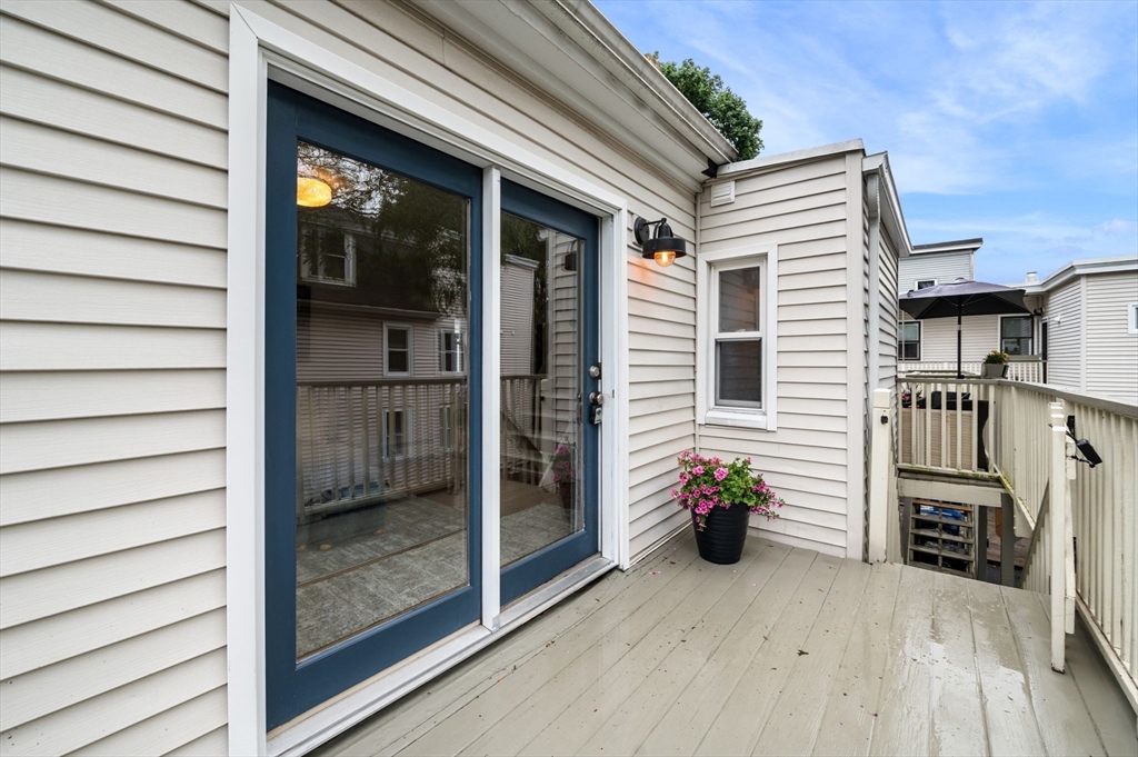 23 Turner St # 4