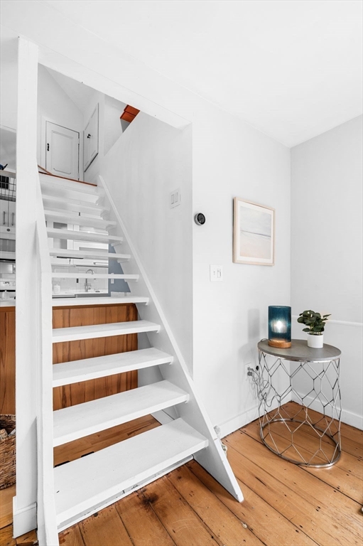 23 Turner St # 4