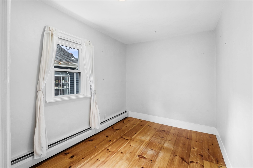 23 Turner St # 4