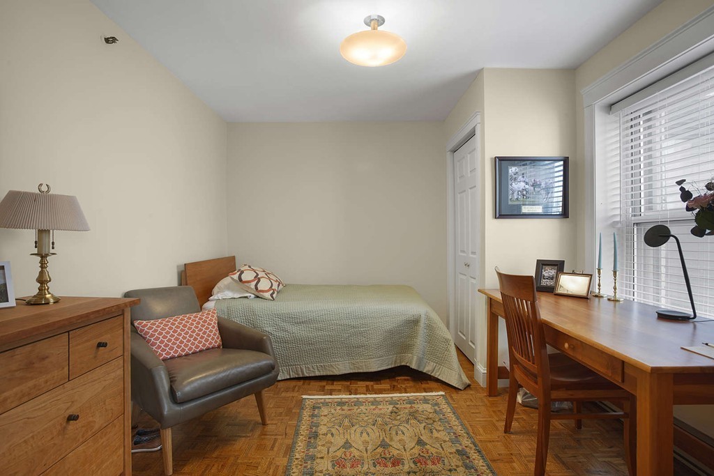 416 Commonwealth Ave # 606