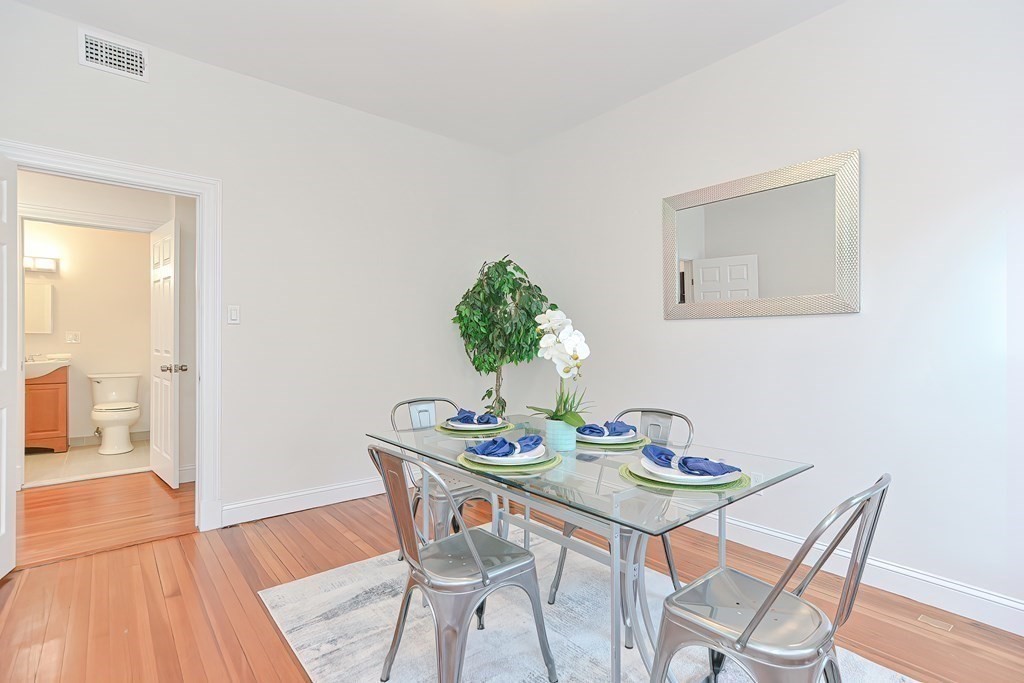 28 Inman St # 5