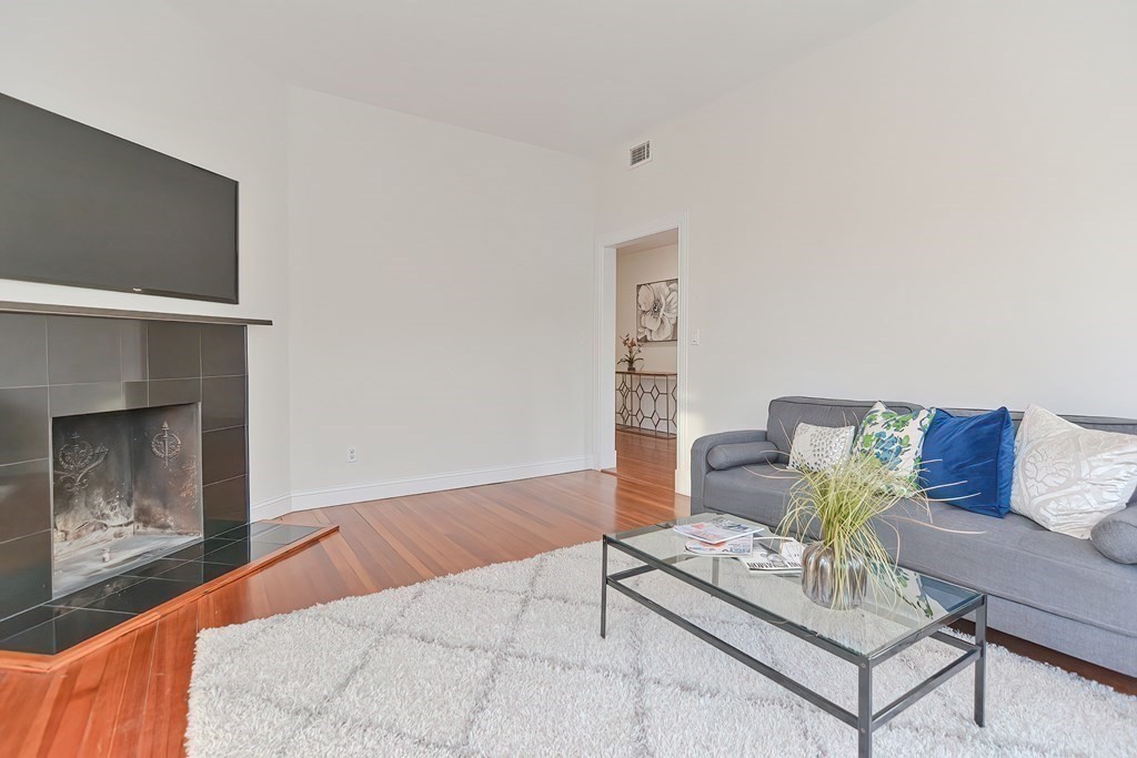 28 Inman St # 5