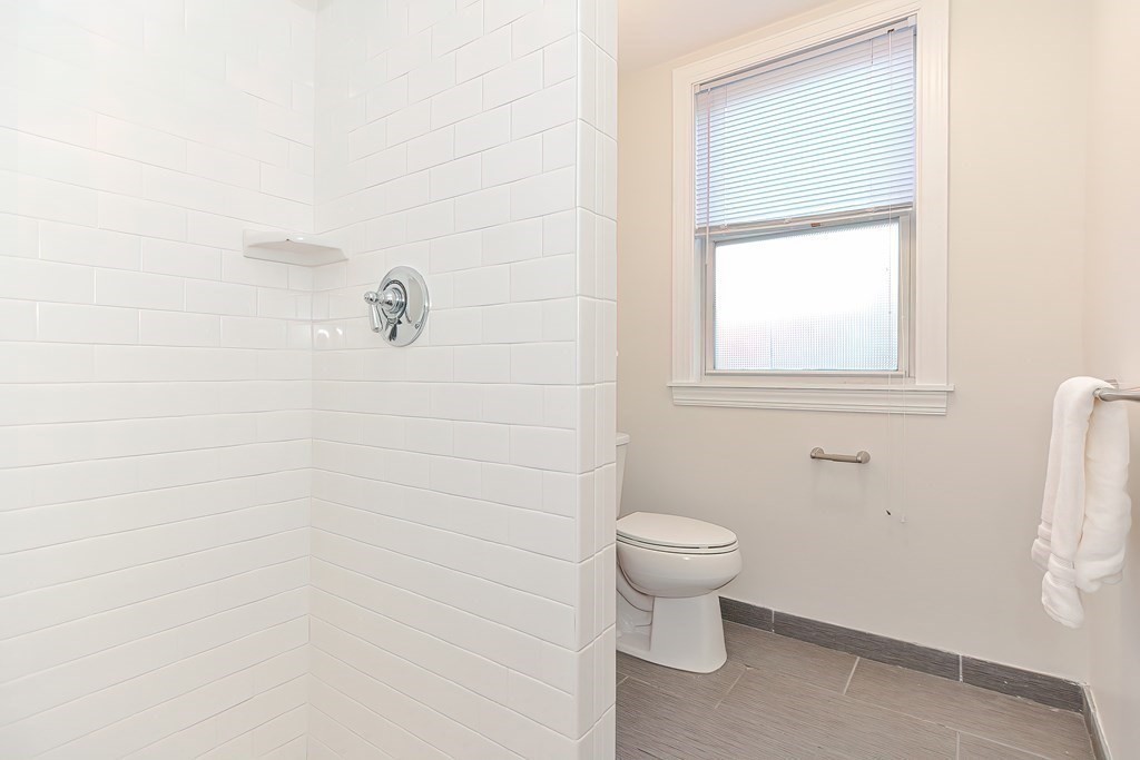 28 Inman St # 5