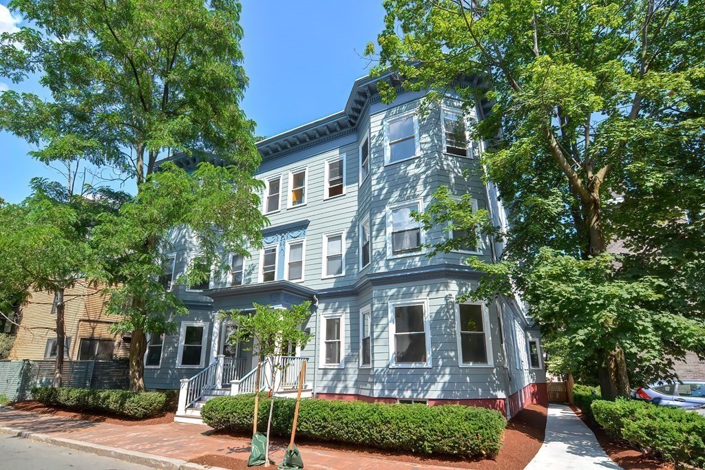 28 Inman St # 5