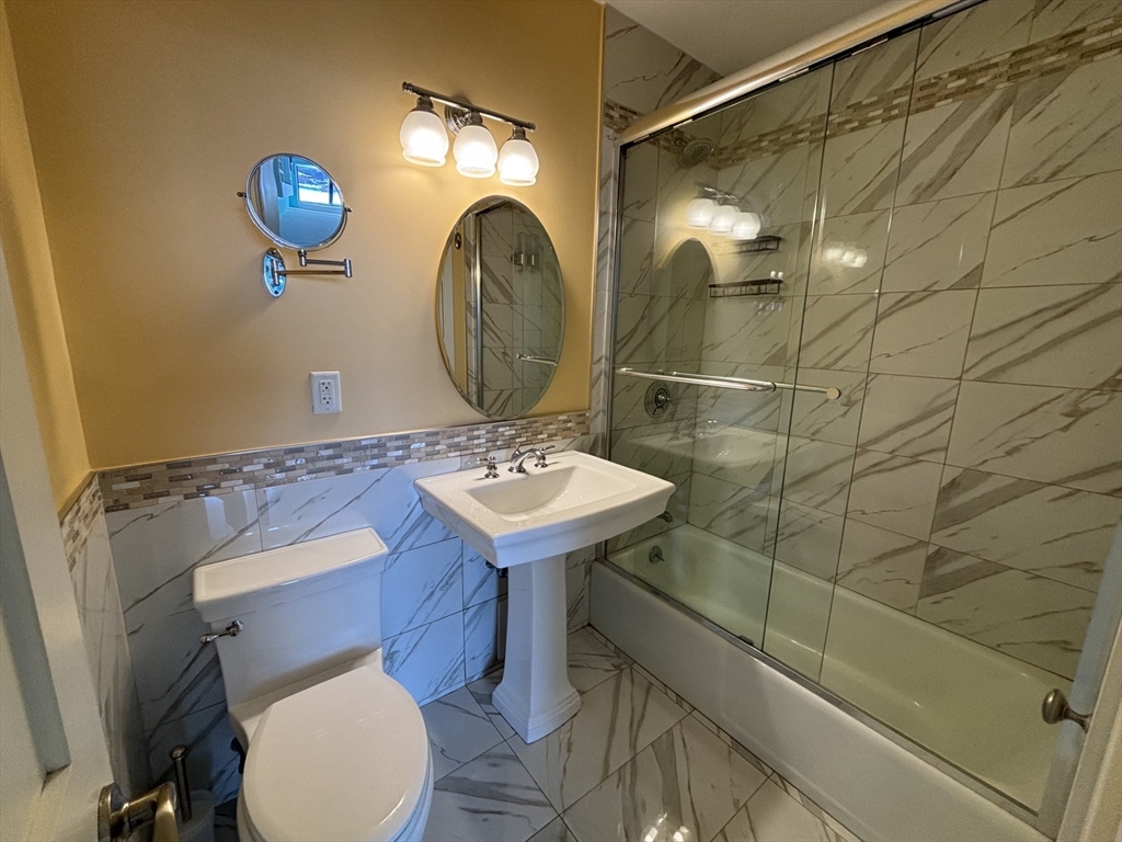 85 East India Row # 25D