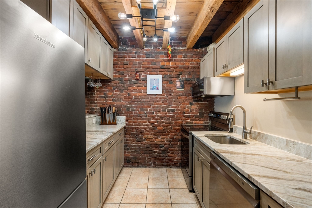 122-130 Fulton Street # 13
