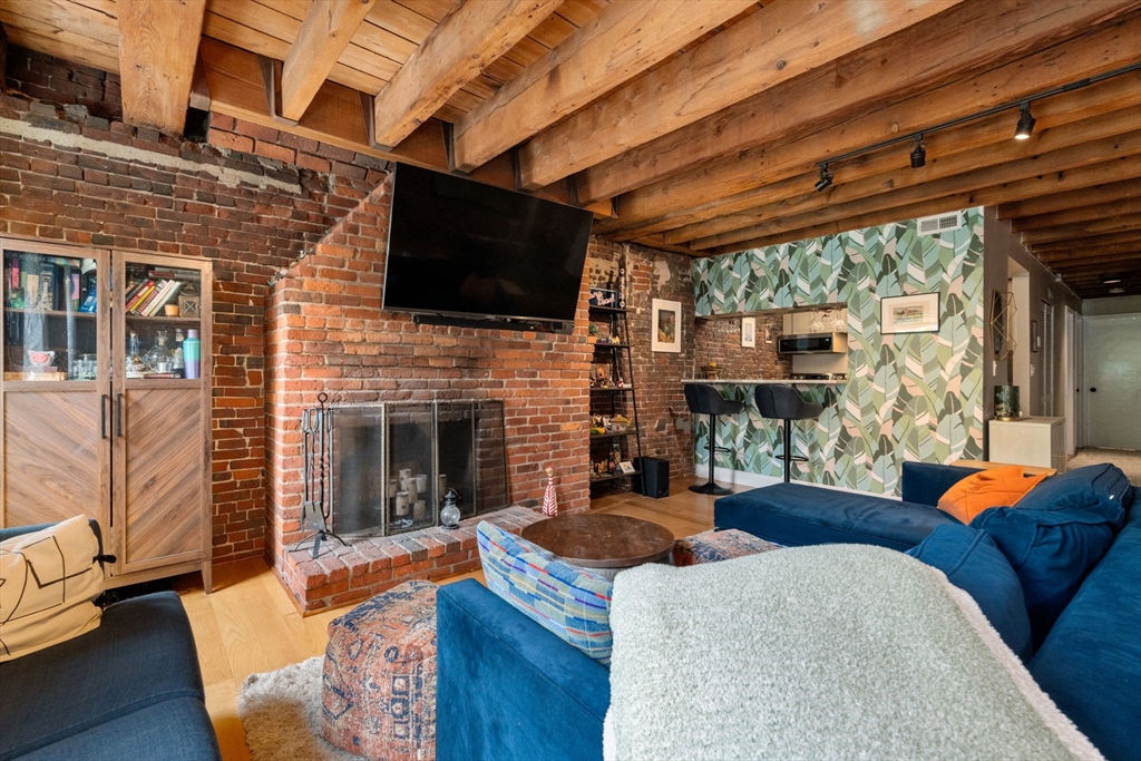 122-130 Fulton Street # 13