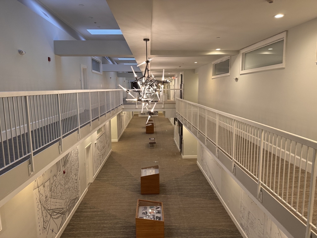 374-398 Bunker Hill # 306