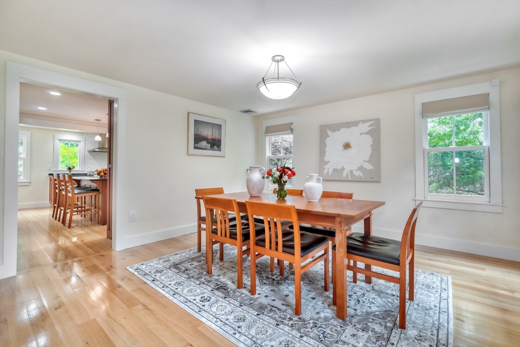 17 Longmeadow Road