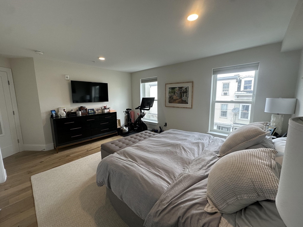 29 Ward Street # 201