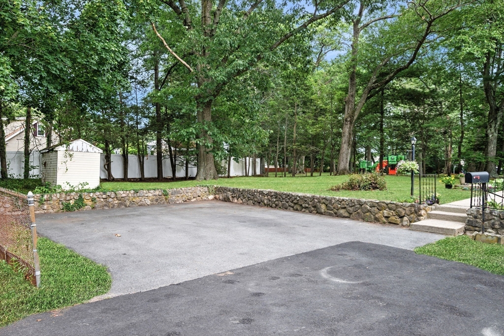 5 Lakeview Ave
