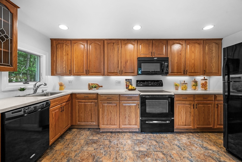 5 Lakeview Ave