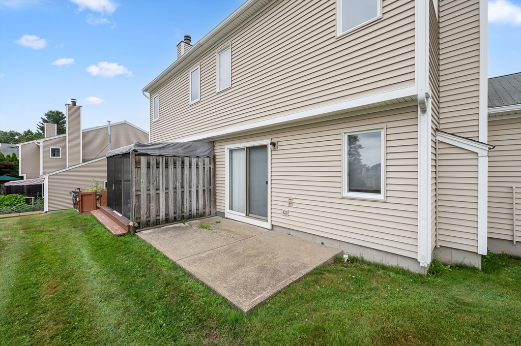 44 Oakwood Ln # 44