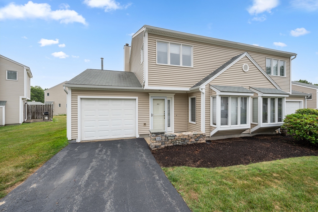 44 Oakwood Ln # 44