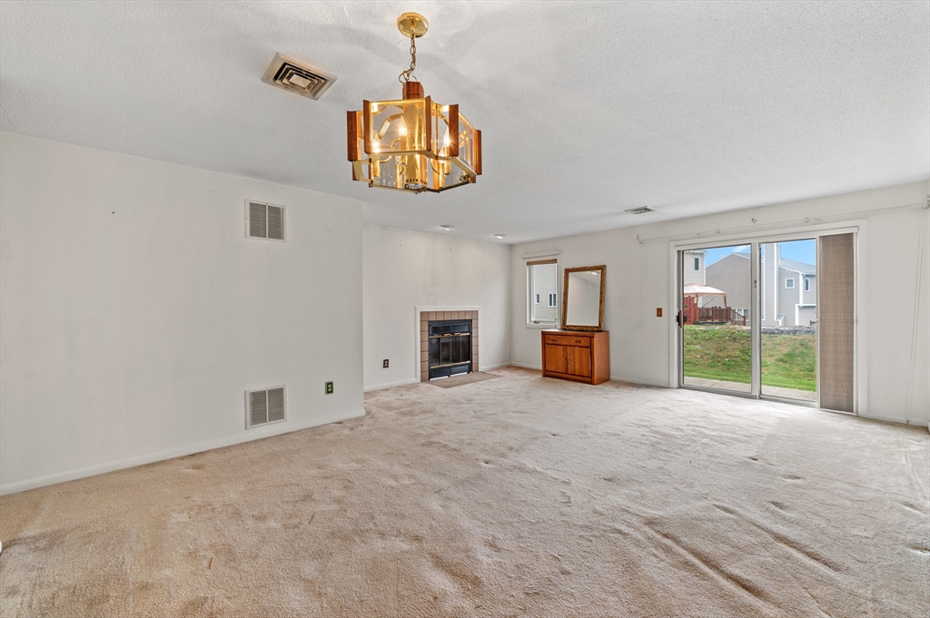 44 Oakwood Ln # 44