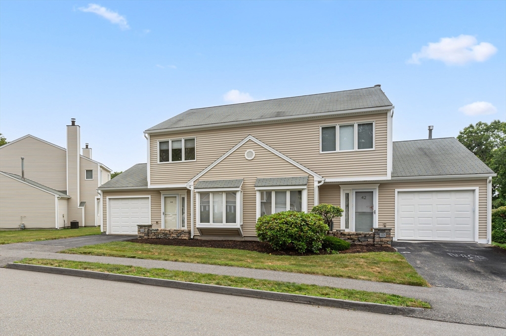 44 Oakwood Ln # 44