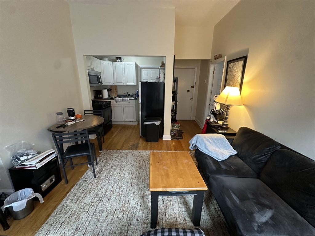 544 Columbus Ave. # 5