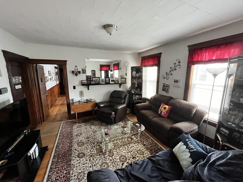 21-23 Coombs St