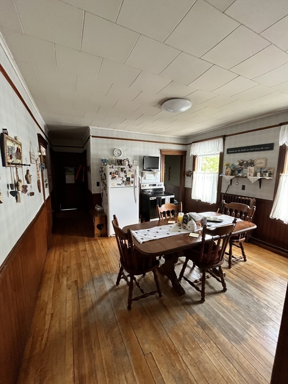 21-23 Coombs St