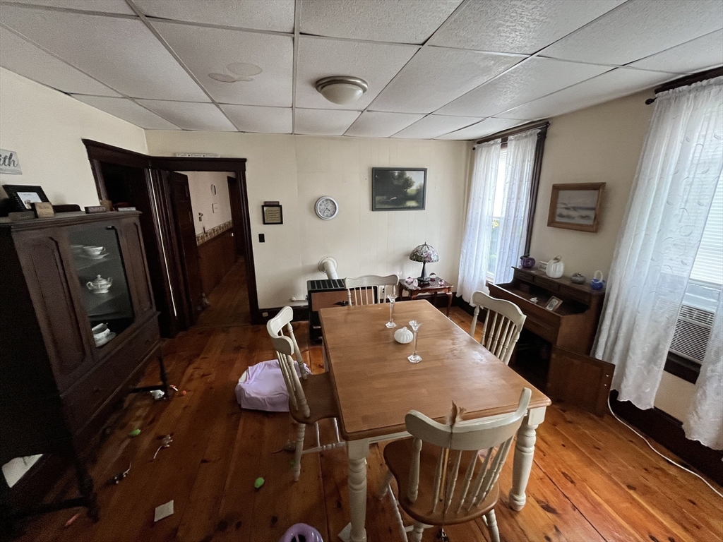21-23 Coombs St