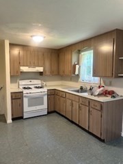 62 Hoover Rd # 1
