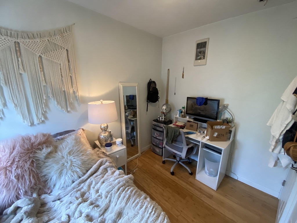 35 North Margin St. # 7