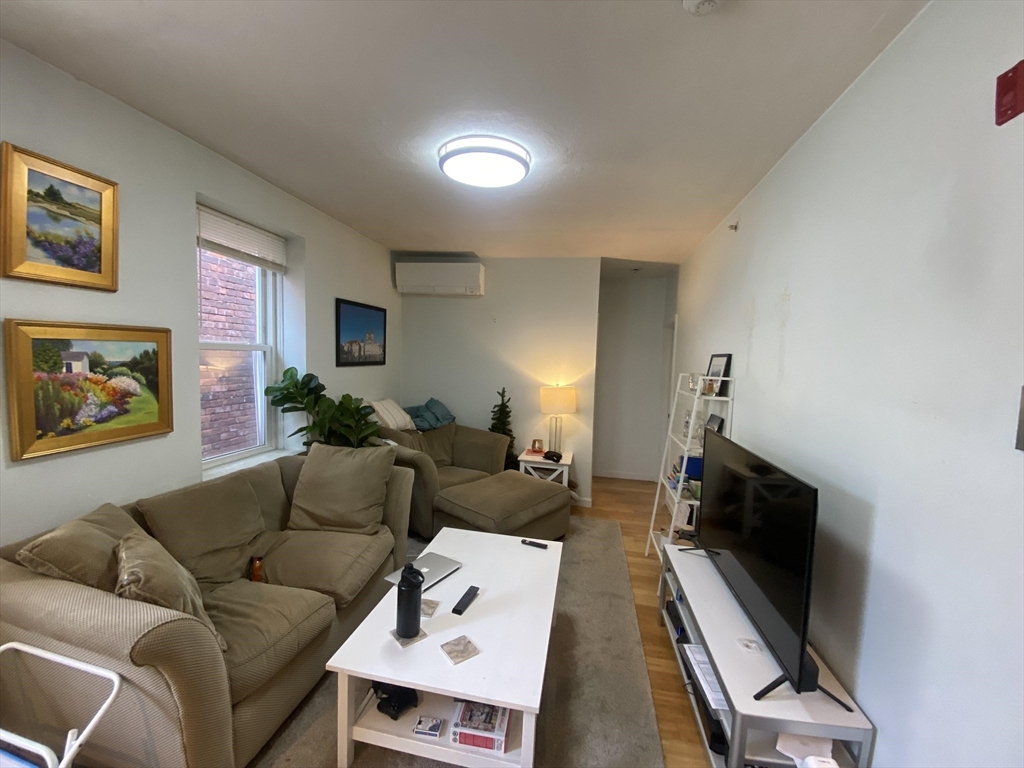 35 North Margin St. # 7