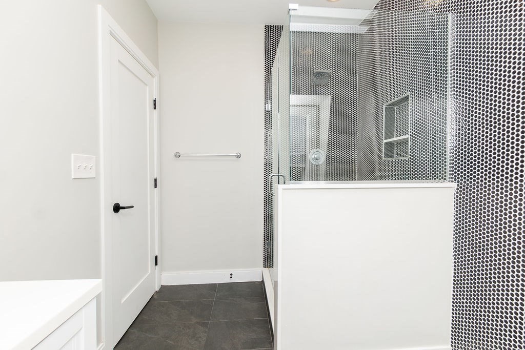 53 Lexington Street # 3