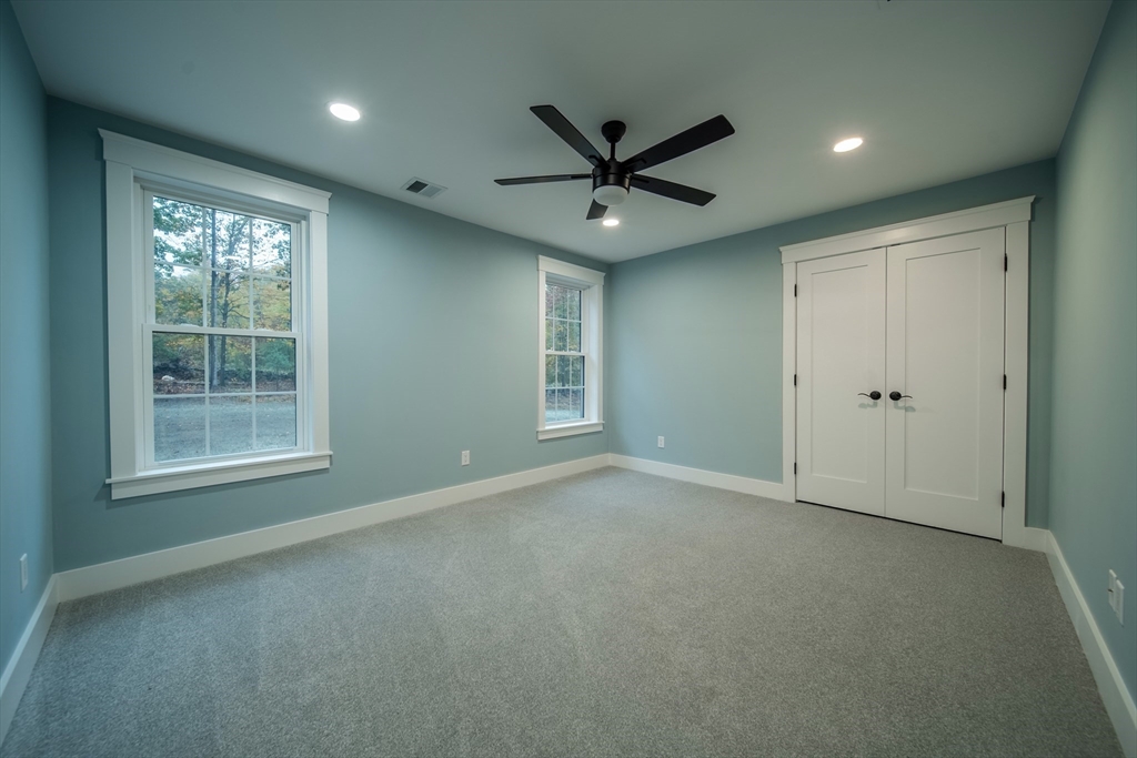 124 Meadow Rd