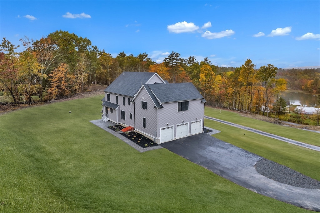 124 Meadow Rd