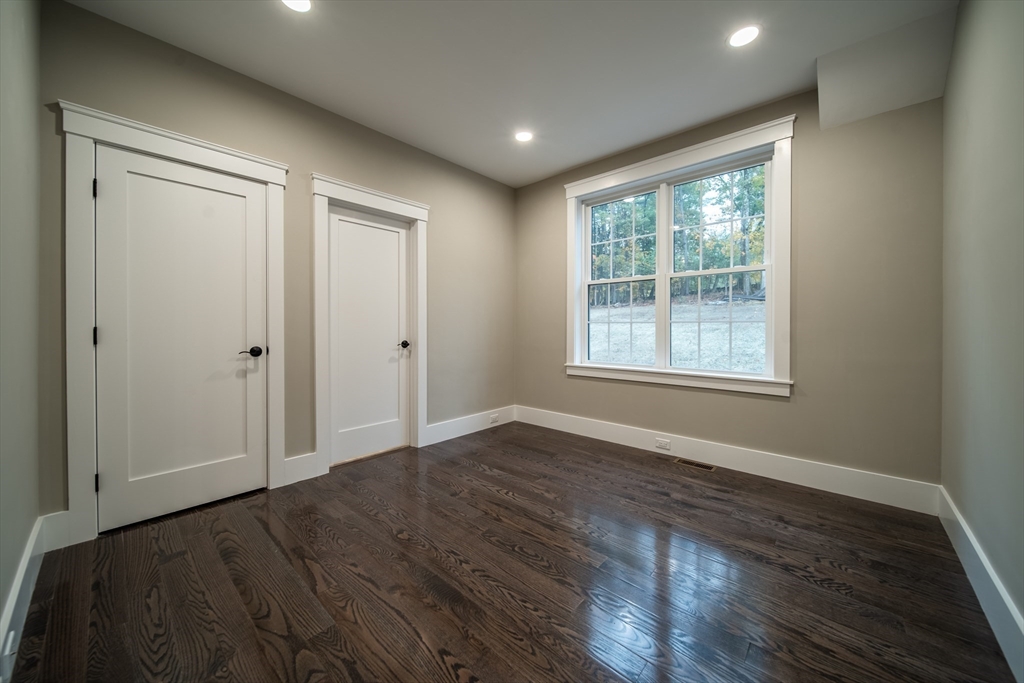 124 Meadow Rd