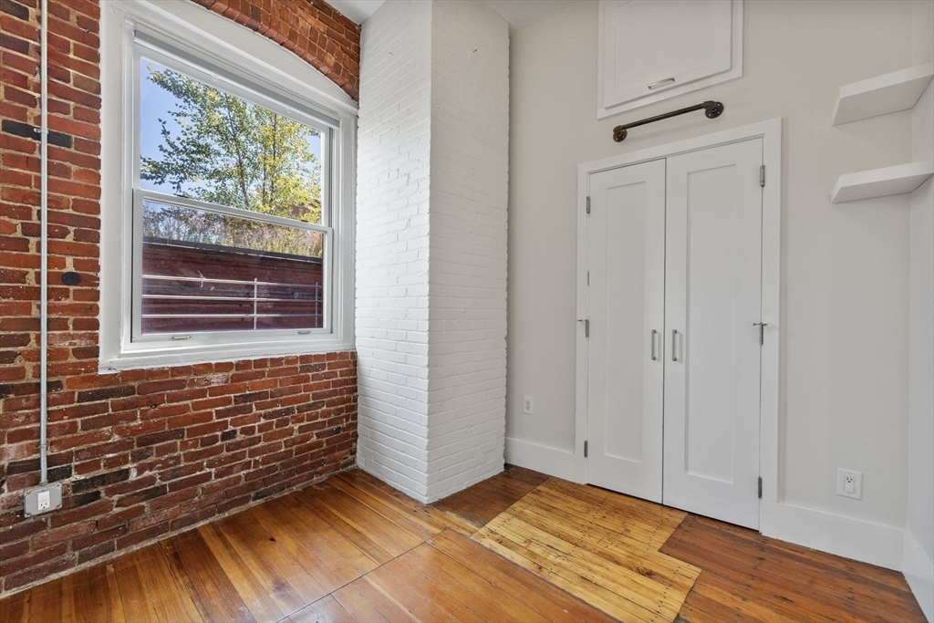 150 Lincoln Street # 6A