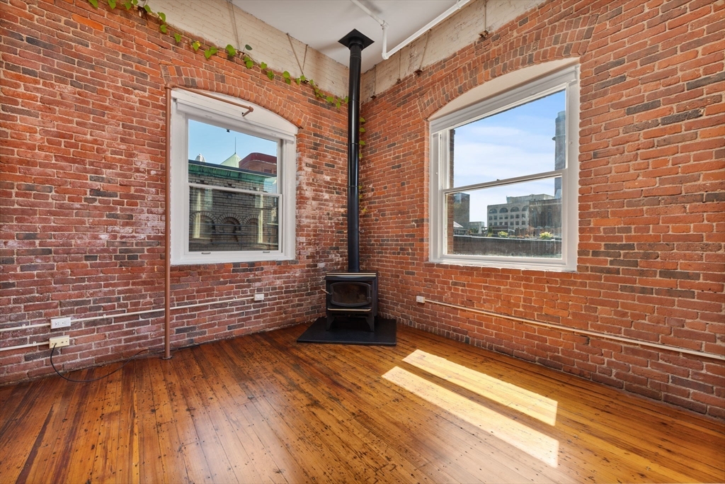 150 Lincoln Street # 6A