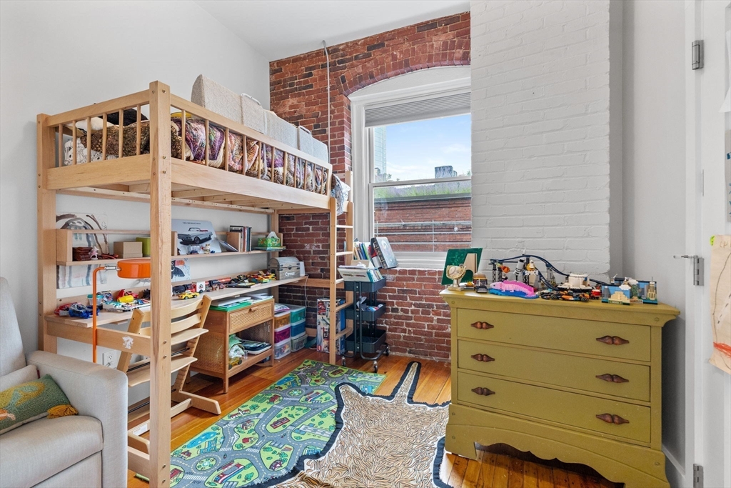 150 Lincoln Street # 6A