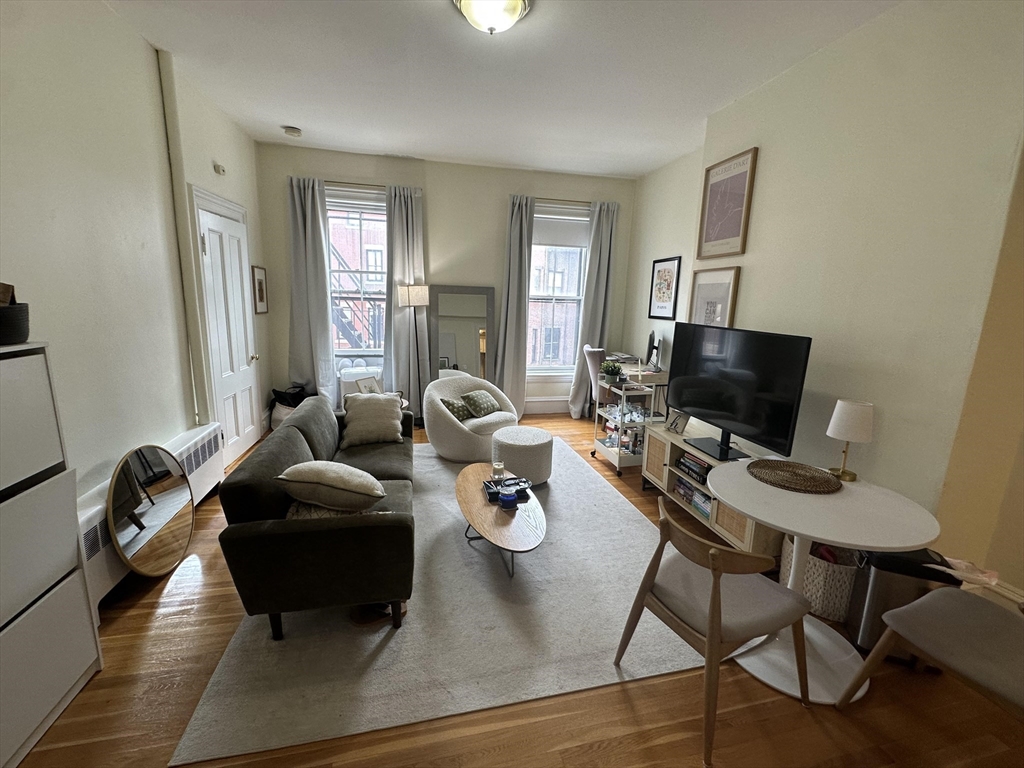 300 Marlborough St. # 8