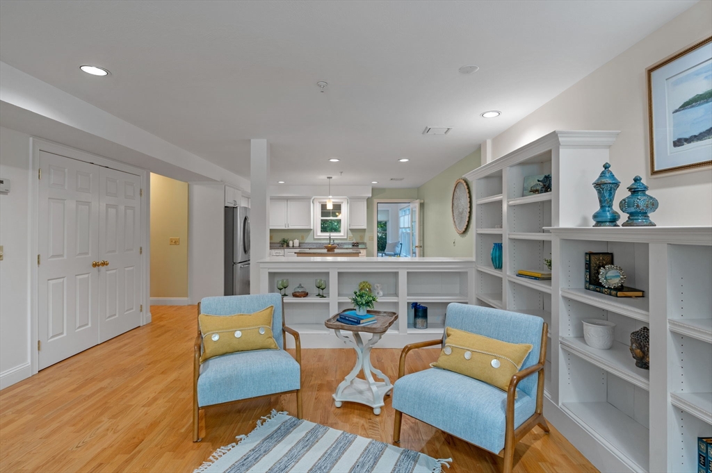 135 Beach Rd # C4