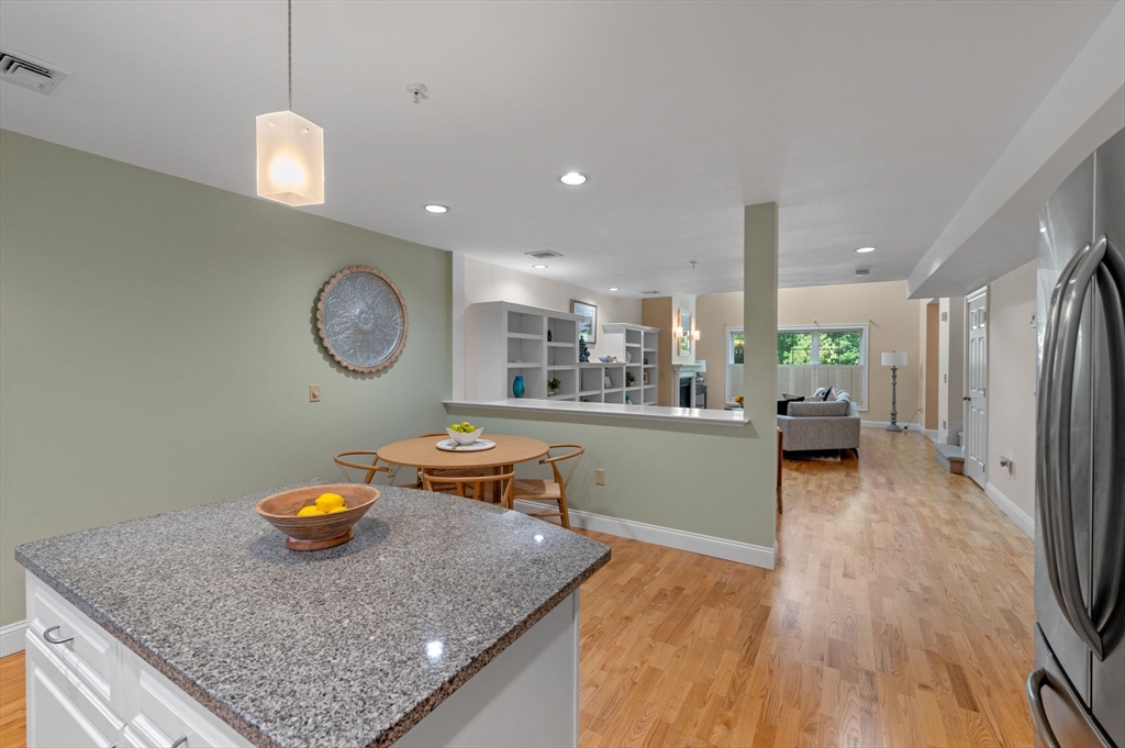 135 Beach Rd # C4