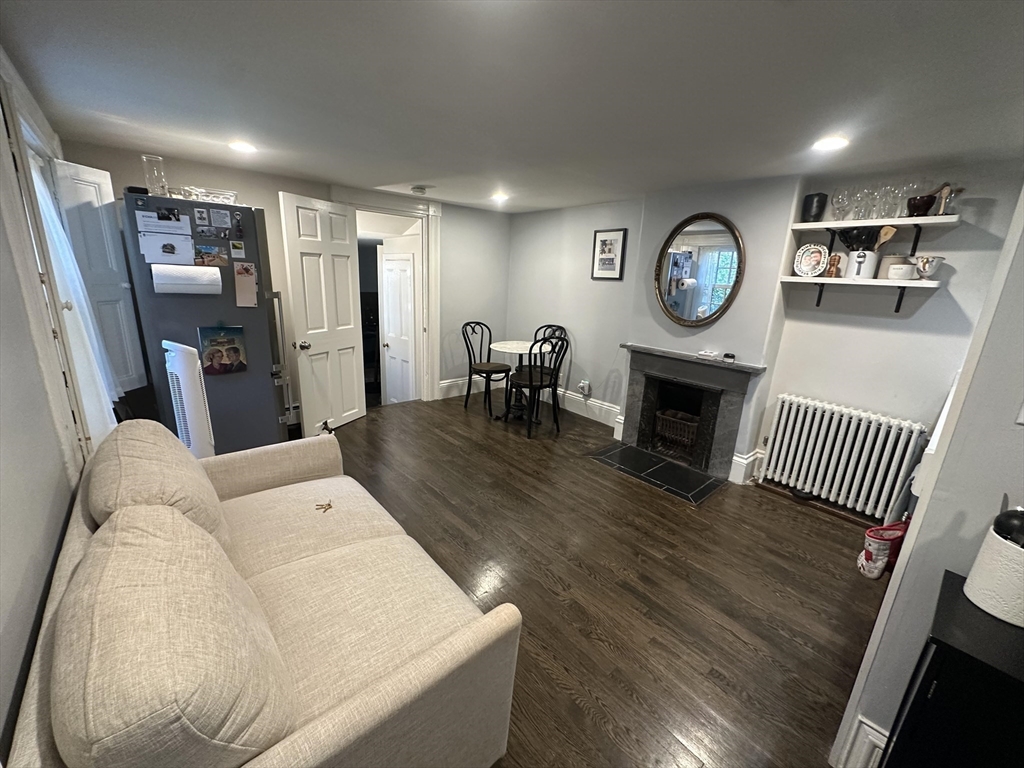 75 Mount Vernon Street # 6