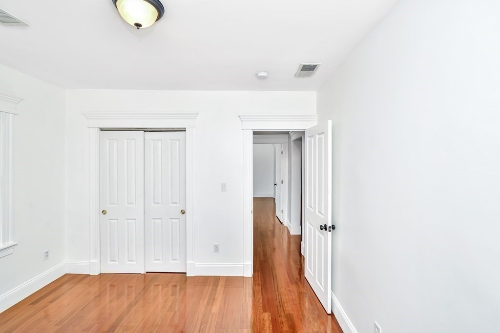 8 Woodfield St # 2