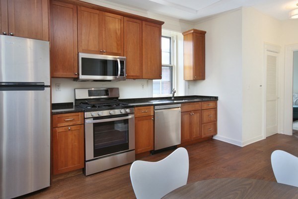 295 Commonwealth Ave # 6C