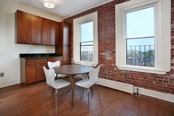 295 Commonwealth Ave # 6C