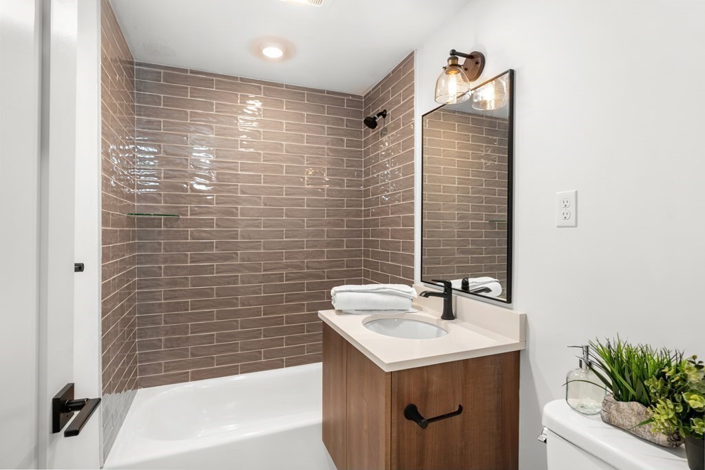321 W Broadway # 6